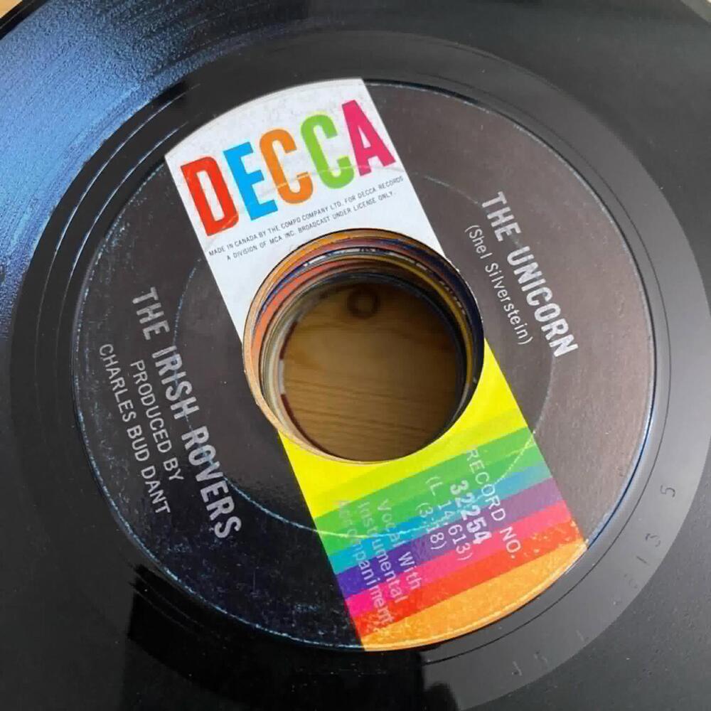 The Irish Rovers - The Unicorn/Black Velvet Band 32254 45rpm VG R37